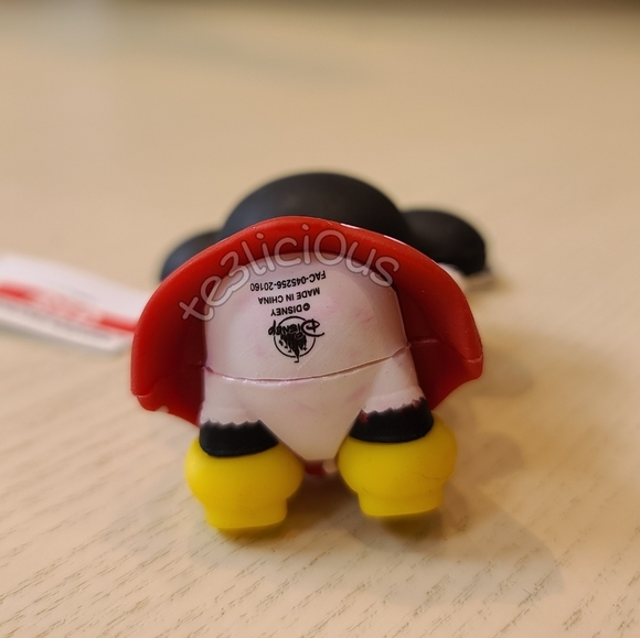 DISNEY PARKS WISHABLES MINNIE MOUSE KEYCHAIN - Picture 5 of 5